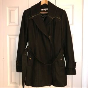 NWOT Wool belted shawl color coat zipper detail